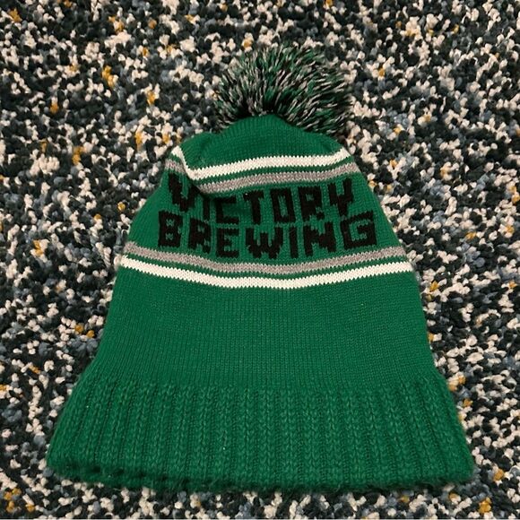 EUC Victory Brewing pompom beanie one size fits most - Picture 2 of 2